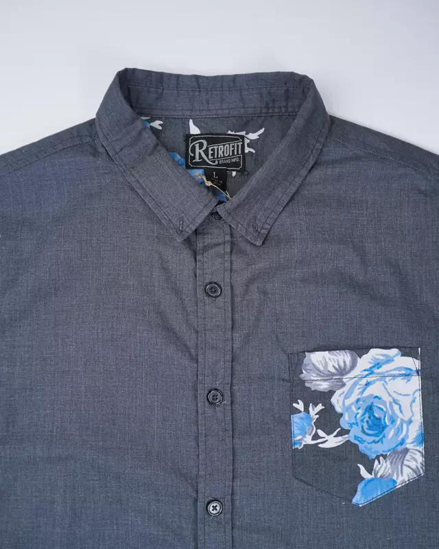 Grey Floral-Pocket Short-Sleeve Button-Up Shirt