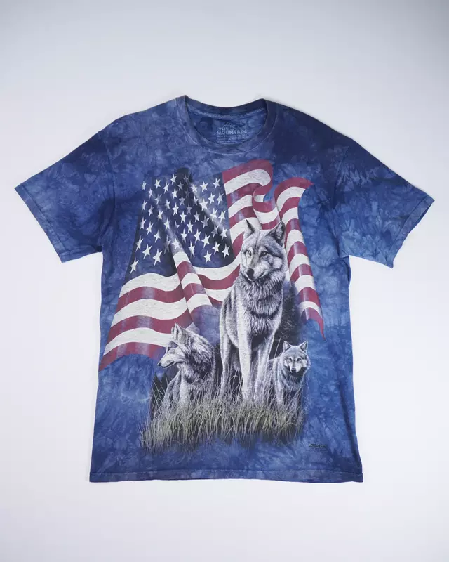 Blue Cloud-Wash American Flag Wolves Graphic T-Shirt