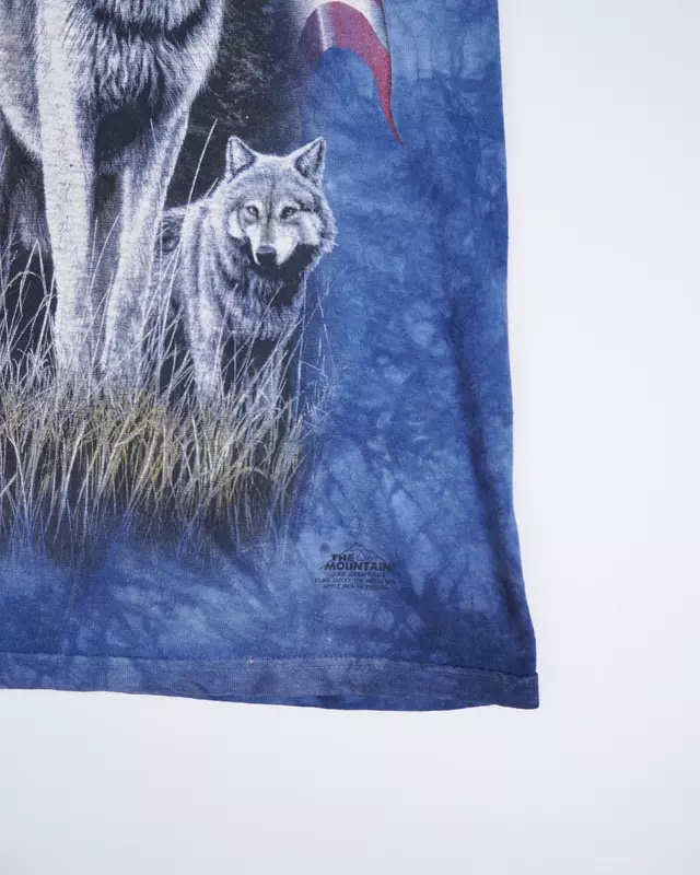 Blue Cloud-Wash American Flag Wolves Graphic T-Shirt
