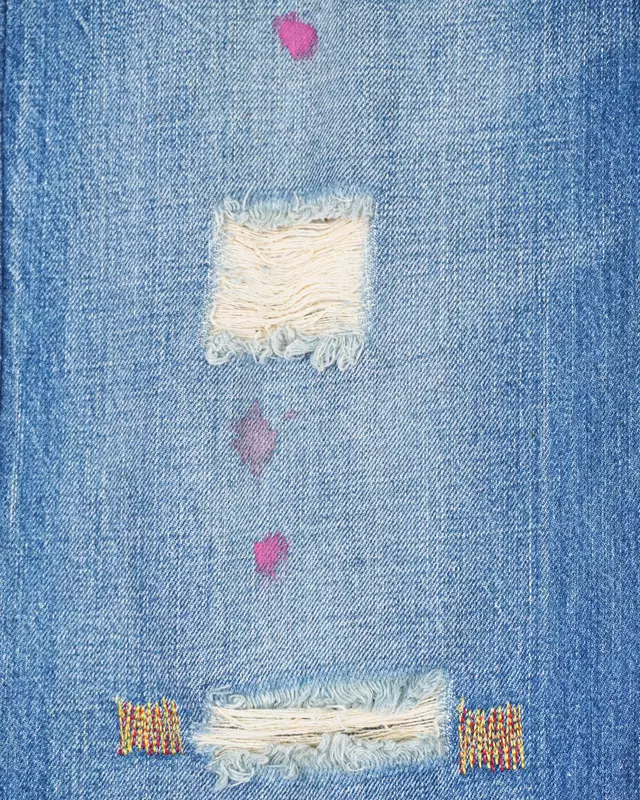 Light Wash Distressed Graphic-Embroidery 501-Style Denim Jeans