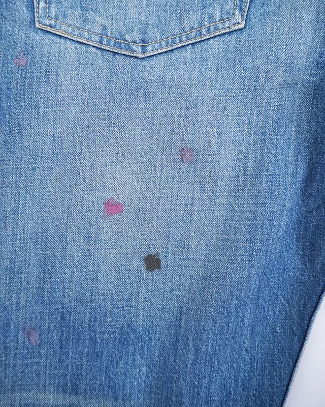 Light Wash Distressed Graphic-Embroidery 501-Style Denim Jeans