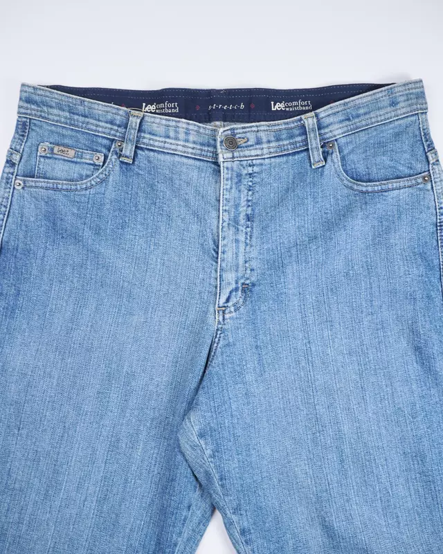 Light Wash Comfort-Waistband Straight Jeans