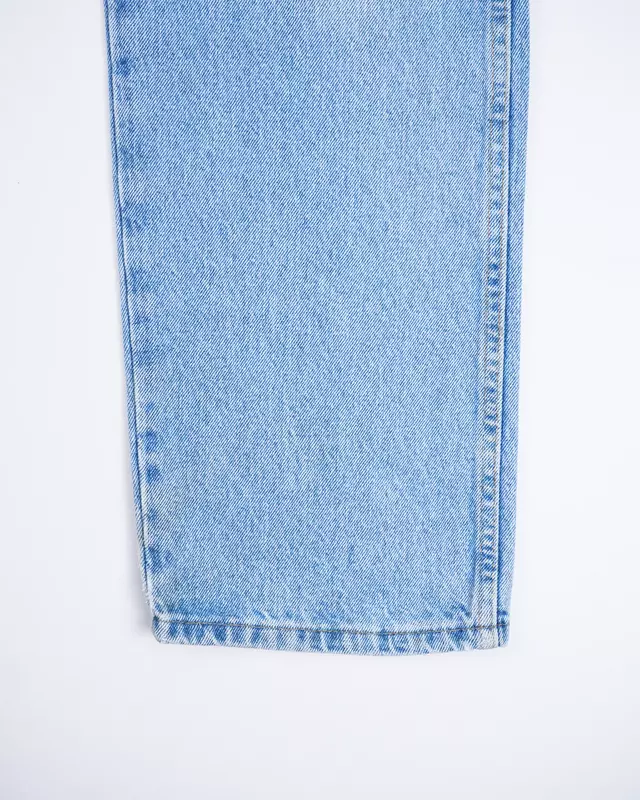 Light Wash Classic Regular-Fit Cowboy Jeans