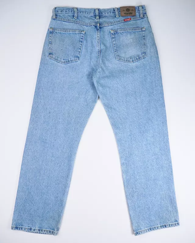 Light Wash Classic Regular-Fit Cowboy Jeans