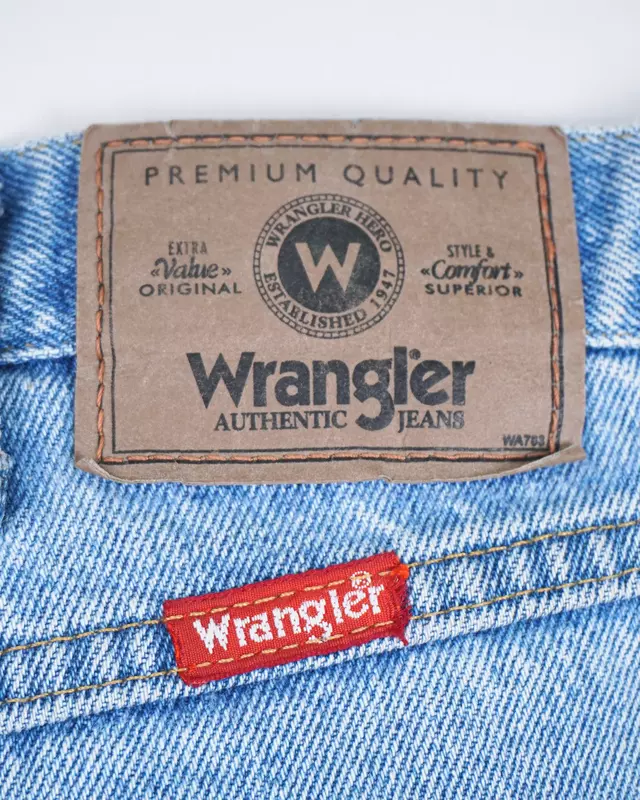 Light Wash Classic Regular-Fit Cowboy Jeans