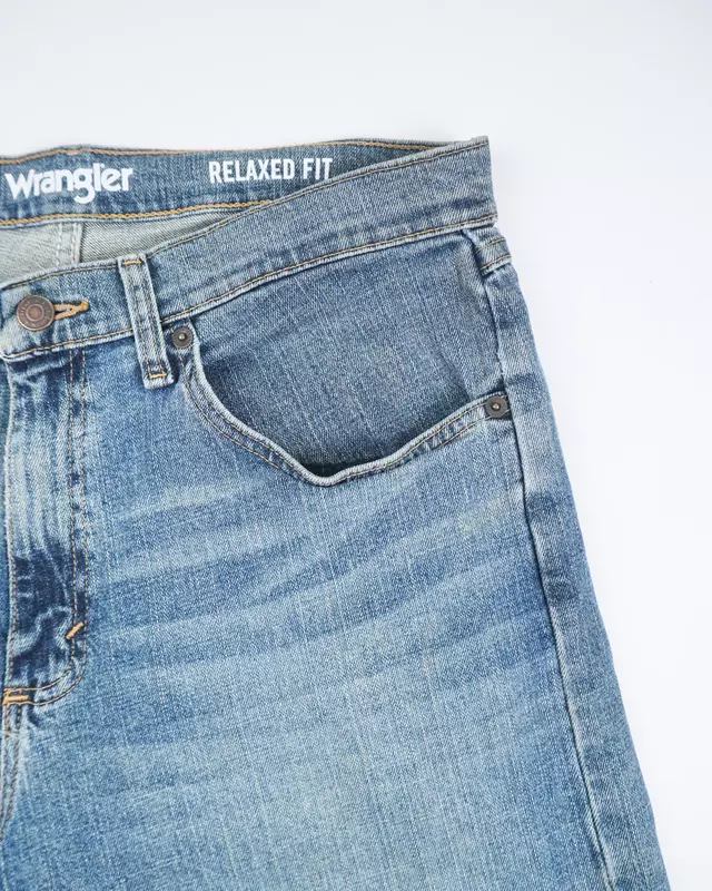 Light Wash Distressed Knee-Rip Relaxed-Fit Jeans