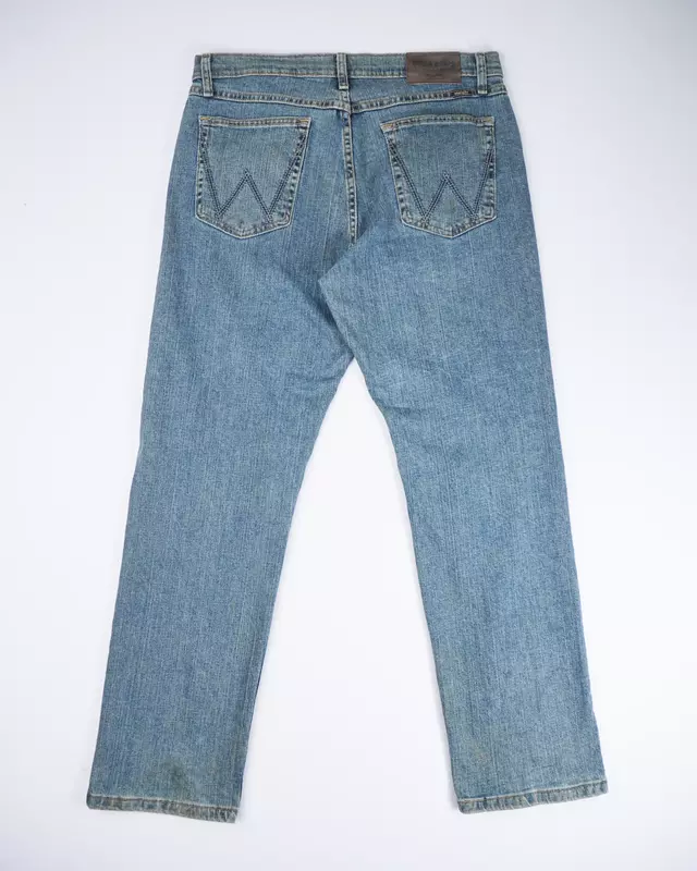 Light Wash Distressed Knee-Rip Relaxed-Fit Jeans