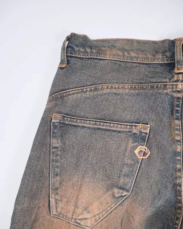 Mud-Wash Tinted Twist-Seam Straight Jeans