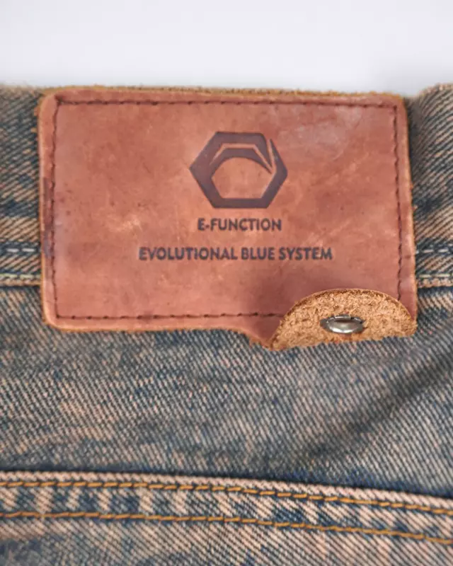 Mud-Wash Tinted Twist-Seam Straight Jeans