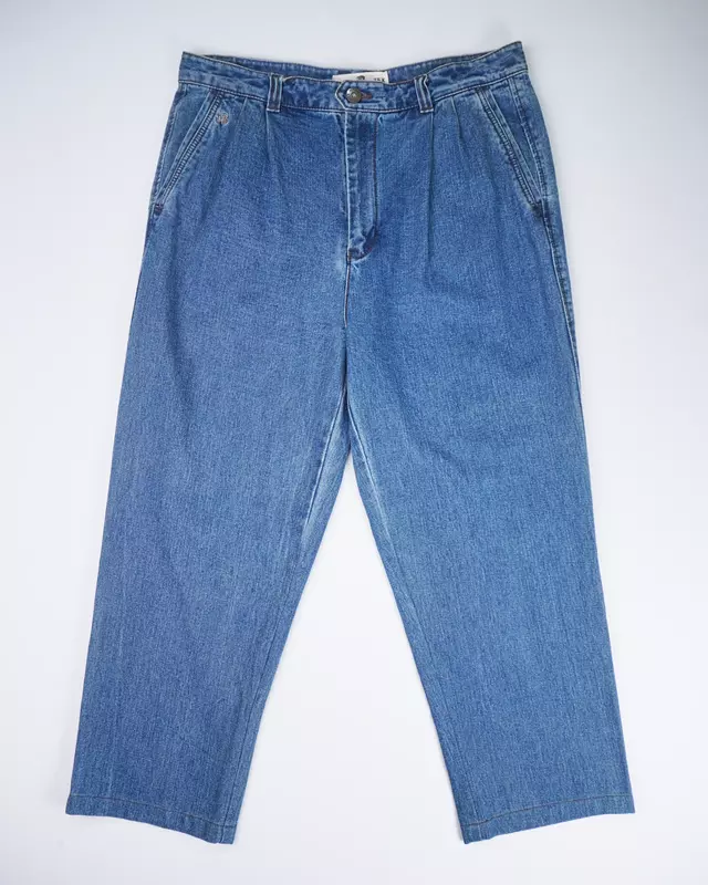 Medium Wash Pleated-Front Wide-Leg Denim Jeans