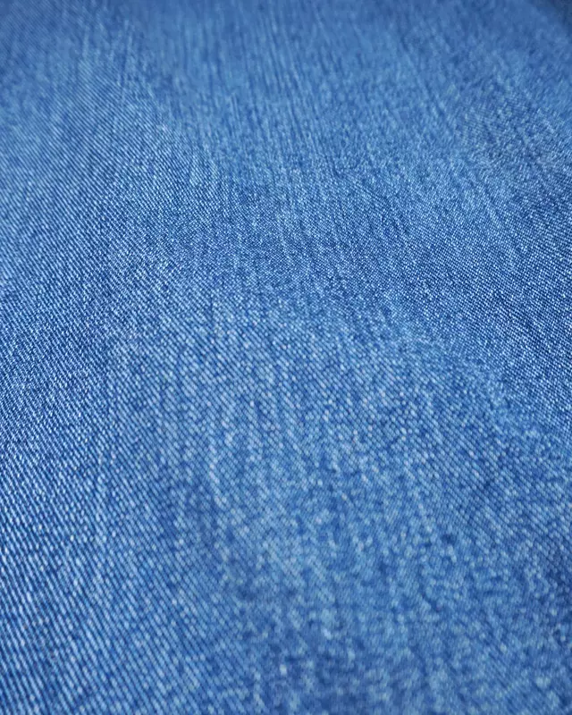 Medium Wash Pleated-Front Wide-Leg Denim Jeans