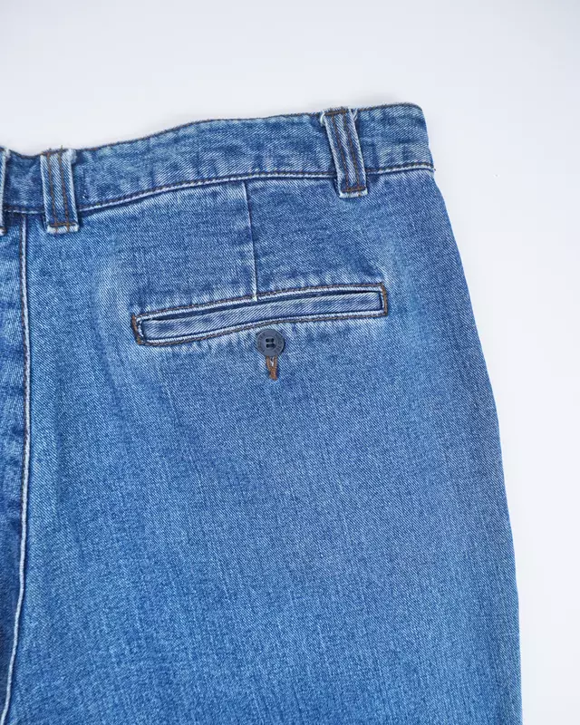 Medium Wash Pleated-Front Wide-Leg Denim Jeans