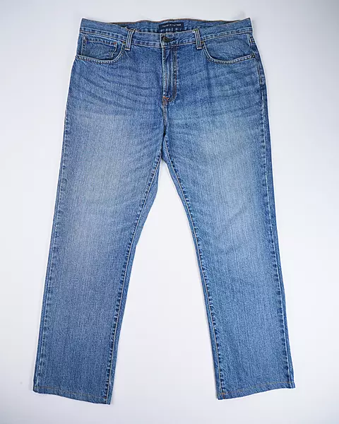 Medium Wash Classic Straight-Leg Denim Jeans